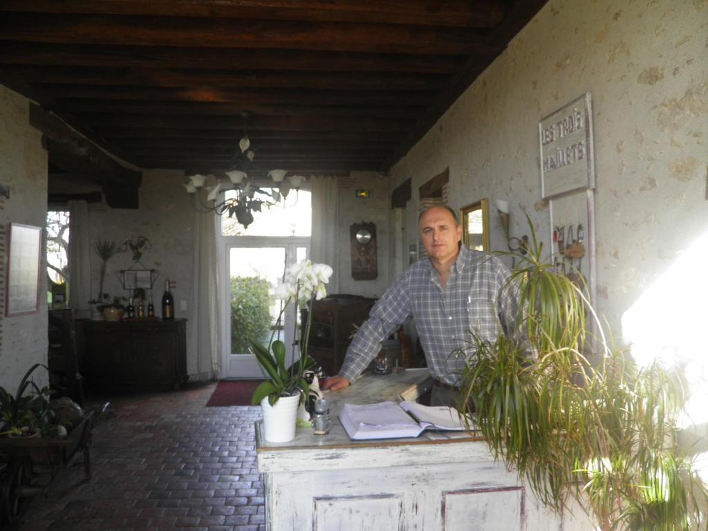 Hotel La Ferme Des 3 Maillets Avaray Esterno foto