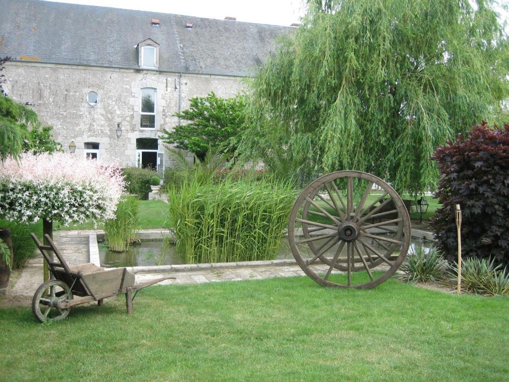 Hotel La Ferme Des 3 Maillets Avaray Esterno foto